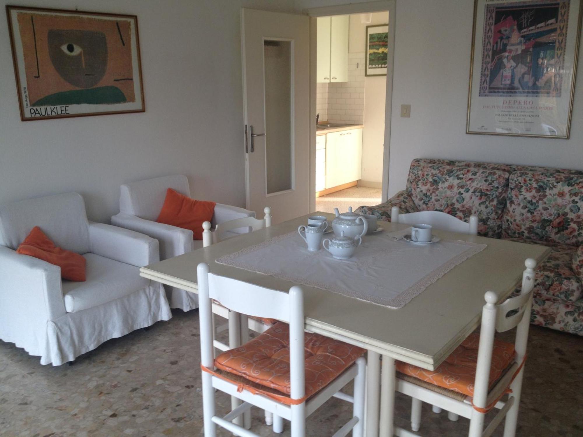 Casa Marialuigia - Appartamenti Solo Per Famiglie ليدو دي يسولو المظهر الخارجي الصورة