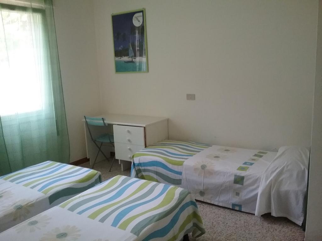 Casa Marialuigia - Appartamenti Solo Per Famiglie ليدو دي يسولو المظهر الخارجي الصورة