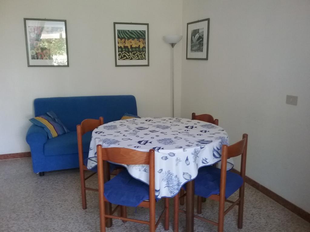 Casa Marialuigia - Appartamenti Solo Per Famiglie ليدو دي يسولو المظهر الخارجي الصورة
